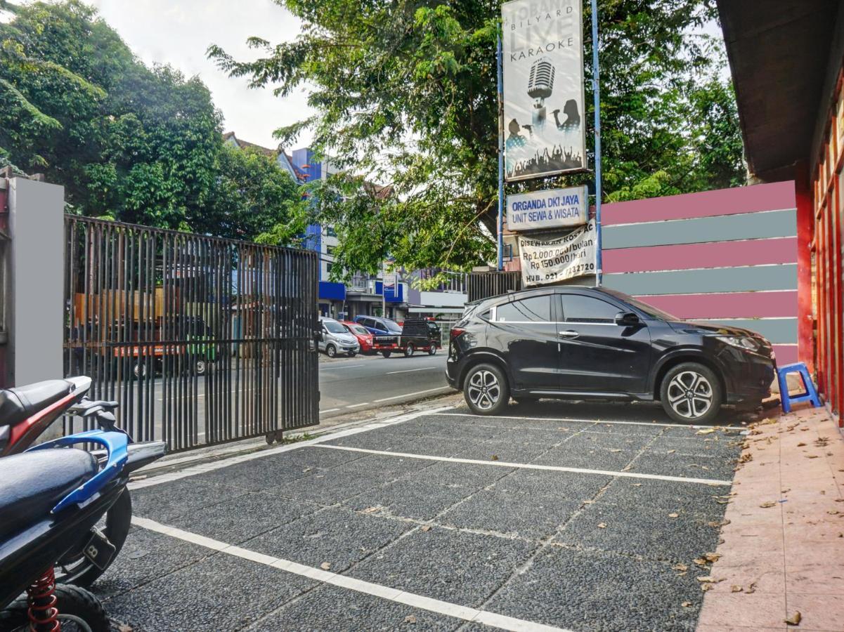 Oyo 90702 Wisma Tobana Kebayoran Mencil Exterior foto